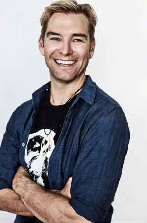 Antony Starr