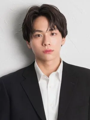 李南